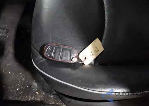 2016 Fiat 500X Trekking Plus z USA, uszkodzony, nr VIN ZFBCFYET3GP475577